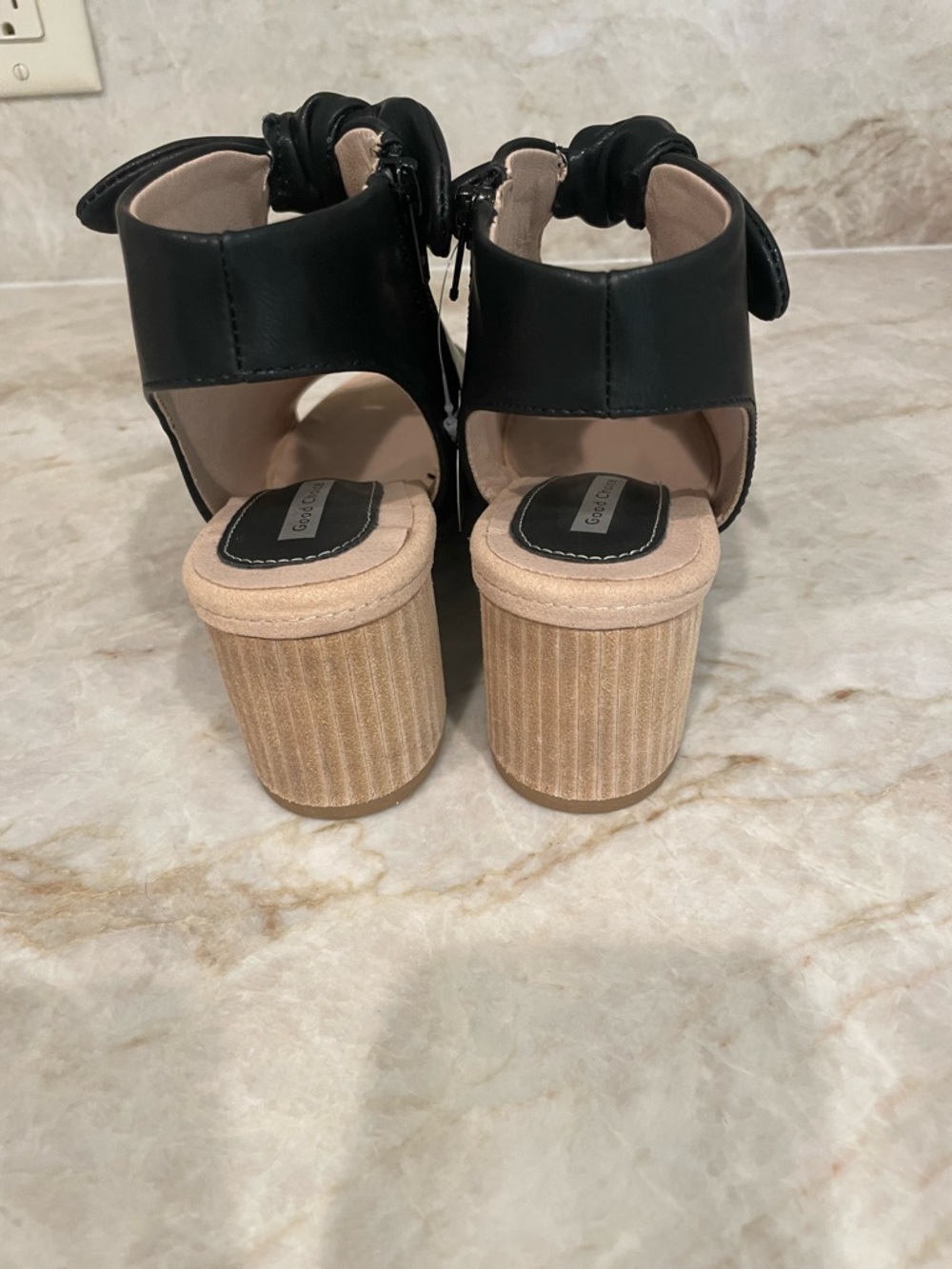 Black Bow-Accent Women's Mule Clog - Picture 6 of 10